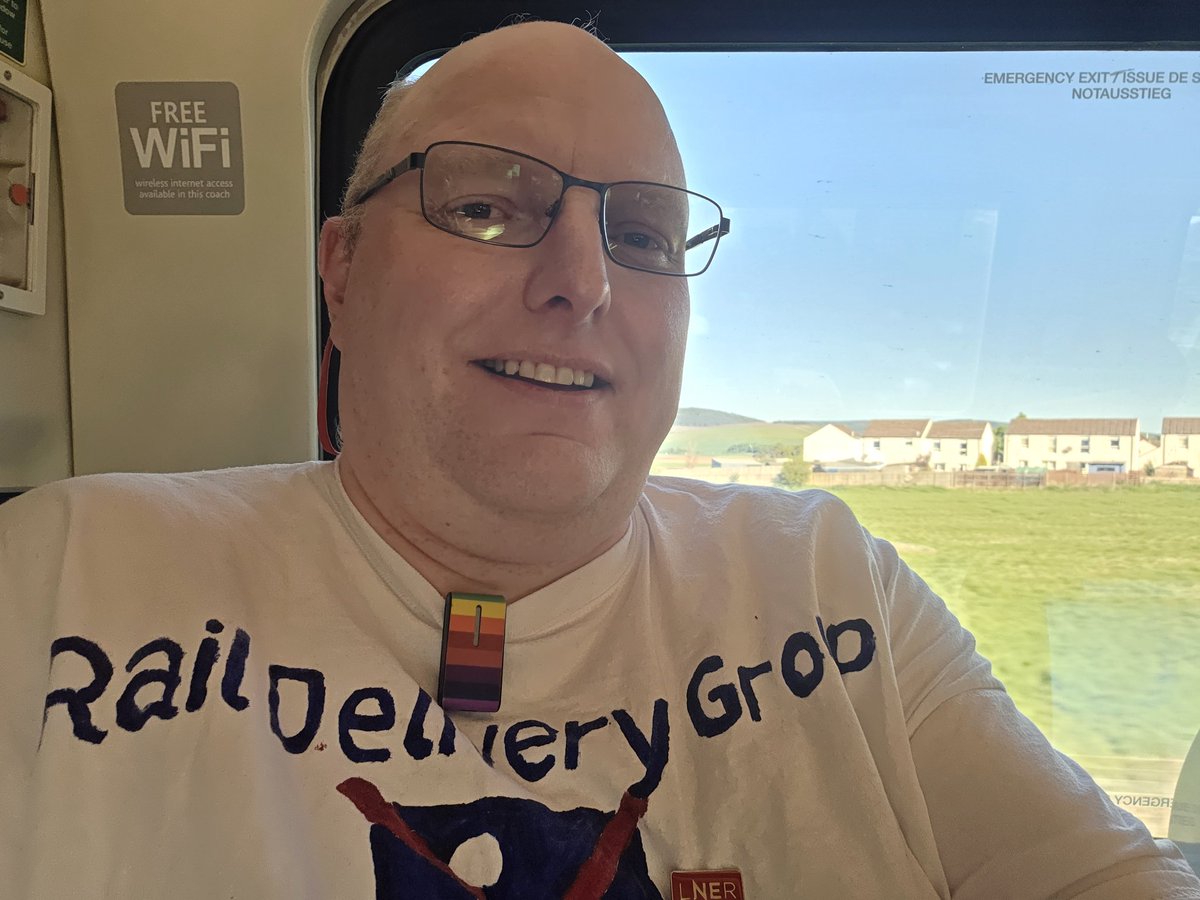 The last ever direct train from Aberdeen to Penzance. 
<a href="/CrossCountryUK/">CrossCountry Trains</a> please can I compliment and congratulate your onboard staff member Stuart?
He went out of his way for lots of people, 
me and my companion so he can sit with me, 
Has printed off leaflets
A lovely man.