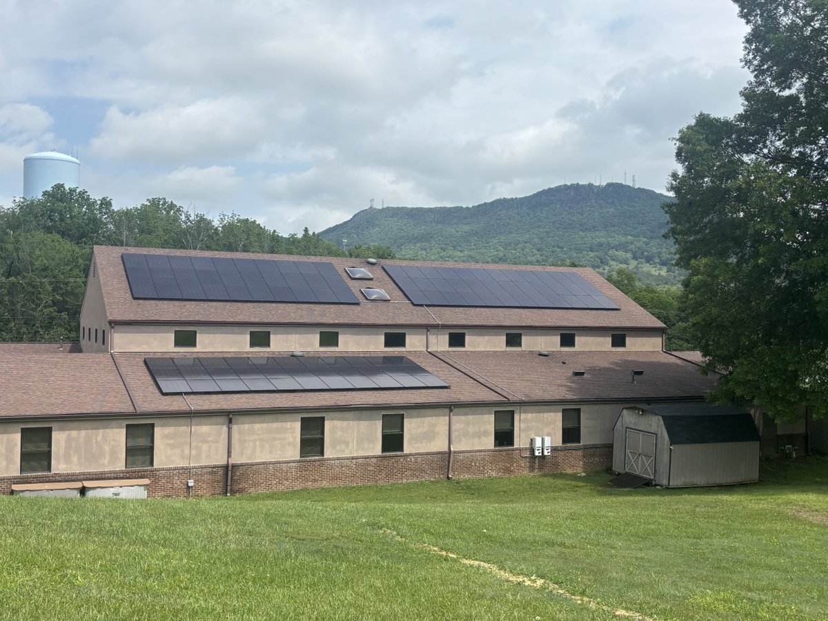 Solar panels saved this church more than $900 a month that it can now use for its ministry. A utility proposal would reduce that. cardinalnews.org/2025/05/16/sol…