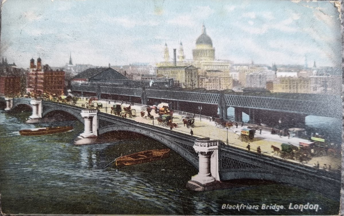 Postcards of London tweet media