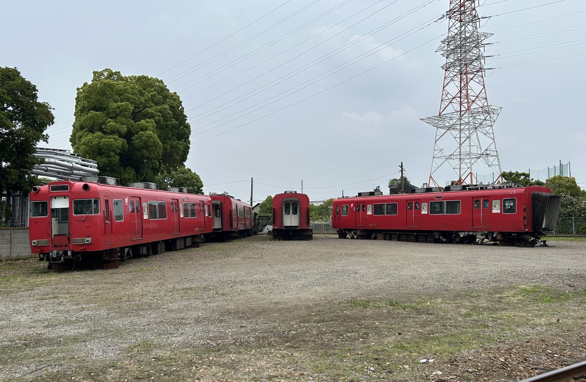 86BANsssbul's tweet photo. #6004F 名電築港
2025/5/16 本日もまた仕事帰り1日遅れで
5000系見てきました。幼い頃学生時代、ずいぶんお世話になった車両です。
48年間お疲れ様でした。
聖地ダイヤモンドクロスをバックに撮影
なんか、お通夜に来てる気分になってしまいました。 https://t.co/fiG2H54Bum