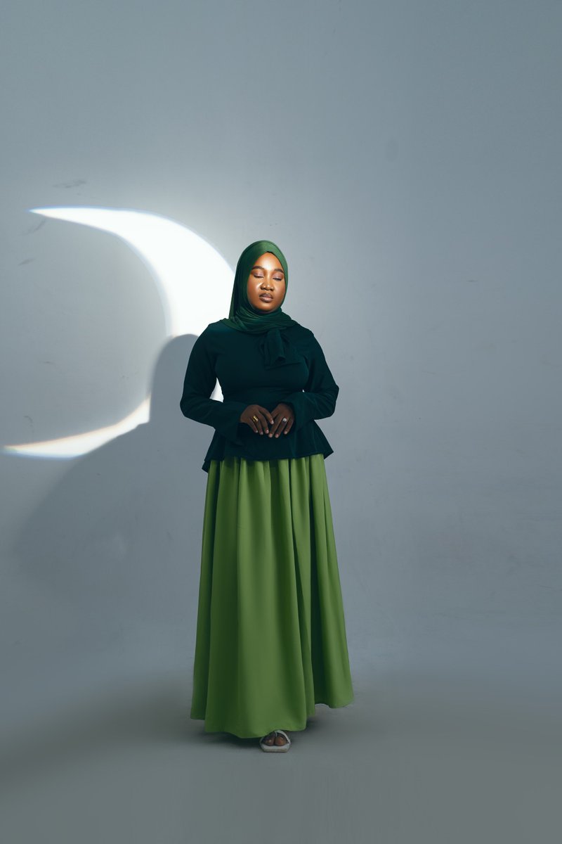 BolajiOladeinde's tweet photo. H I J A B I S E R I E S 🌙
“Modesty is the greatest beauty, and the hijab is a symbol of a woman’s strength and dignity”.
DM for Bookings 📸 @bolajioladeinde_
#artdirection #beejaythegrapher #islam #modestfashionblogger #deen #explorepage✨ https://t.co/6WzUmFIxII