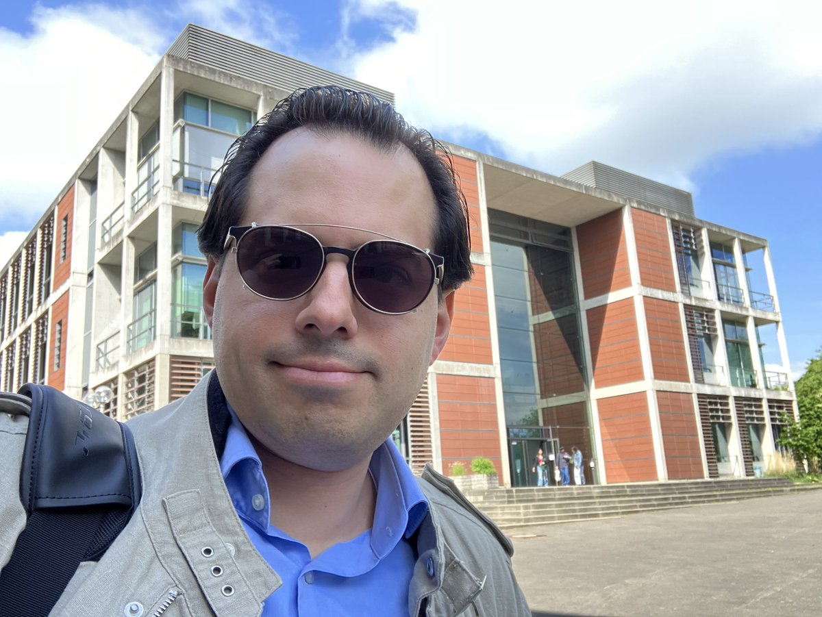 BalzerBizan's tweet photo. Enjoyed a great visit to the Physical Chemistry at @RWTH thanks to Prof. Dominik Wöll and Prof. Walter Richtering and their students 😃 https://t.co/OH2DPZ0rYL