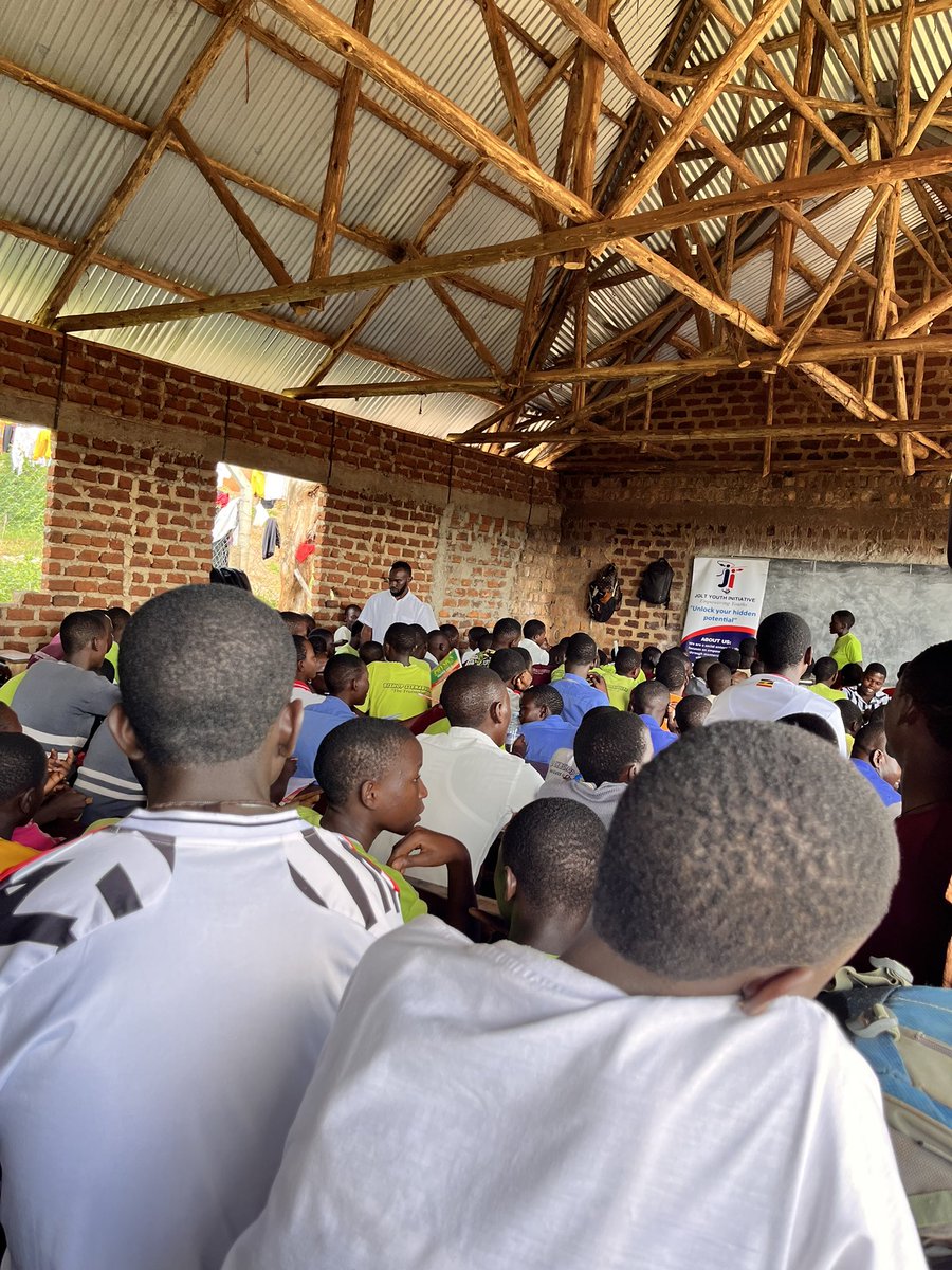 At Jolt Youth Initiative, we teach youth (15–24) that peace isn’t avoiding conflict it’s mastering it. Our PCR training helps them understand the roots of conflict and turn it into growth, empathy, and leadership. #YouthLeadership #PeaceBuilding