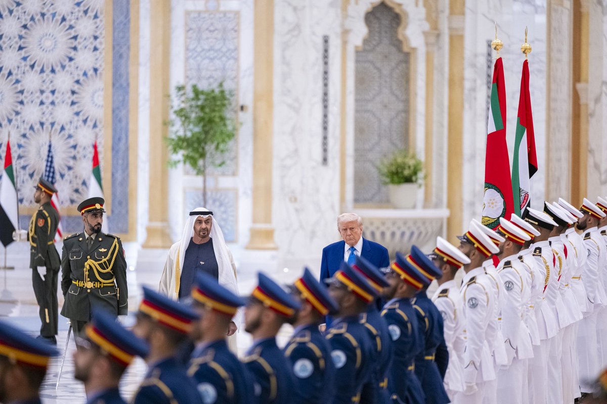 جميلة اماراتي 🇦🇪

بطبيعتها، بعلاقاتها، بسياستها، باقتصادها، بشعبها، وشيوخها الكرام ❤️