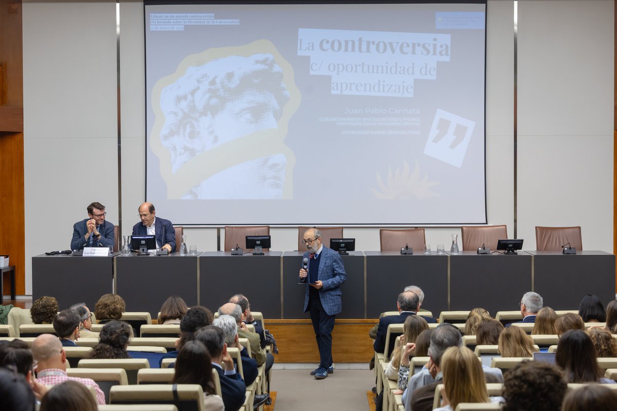 El martes tuvo lugar la XI edición de la Jornada de Identidad de la Universidad “Educar en un mundo controvertido”. A continuación, compartimos algunas reflexiones 👀💭