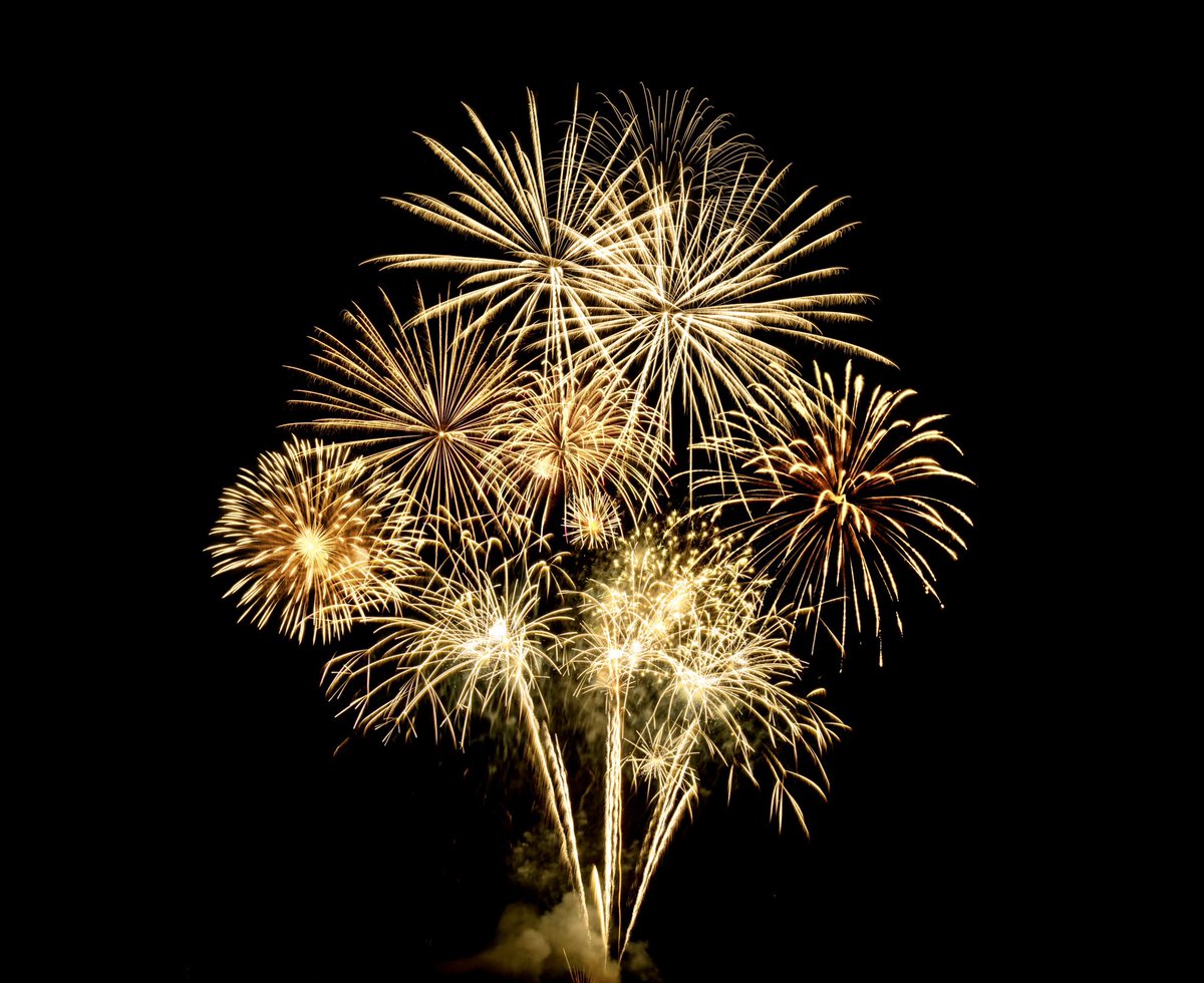 🎆 Un des moments forts de cette première édition, un feu d’artifice sera tiré à 00h00 pour le passage du 17 au 18 mai ! 🤩

12heuresvelo.com