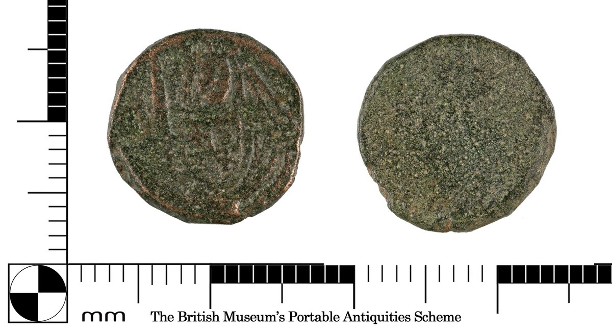 YORYM_FLA's tweet image. This is a coin weight for an English gold half ryal, roughly dating to between 1464 - 1470. Coin weights were used to verify the weight of coins, ensuring they were not underweight or clipped. #FindsFriday buff.ly/z2a2SIR