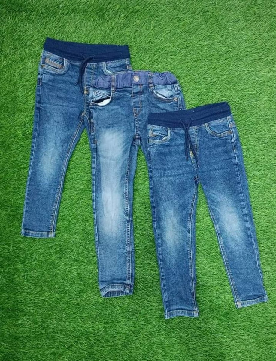 switbeckssexy's tweet photo. Good morning sir @NH_Duke God bless you for all you are doing for vendors, greater wins🙏🏾🙌🏾

I sell the premium Uk/China clothing items in bales for 600k, 660k per bale for children clothings for those who want to venture into the business.  Kindly patronize me sir 🙌🏾🙏🏾 https://t.co/AiCl2jx6Lt