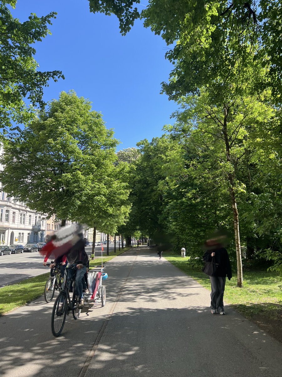 Hallo ihr Lieben😌 Wo lebt ihr in Deutschland? Hier lebe ich⬇️ Wer weiß wo ist es eigentlich? 😜😜😜Ich habe Geschenk für den Gewinner oder die Gewinnerin!