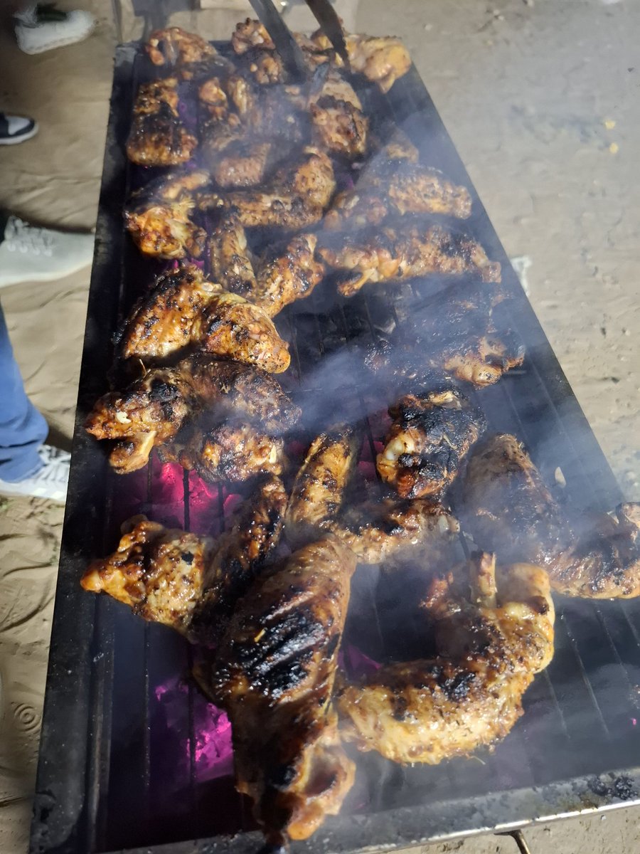 MelanieLacide's tweet image. I have started this week in the Gaza envelope with Operation Gratitude. We provided food, comfort and a break from the horrors of the war to young IDF soldiers defending the right of a democratic state to live in peace and security. May they stay safe and be back home soon.