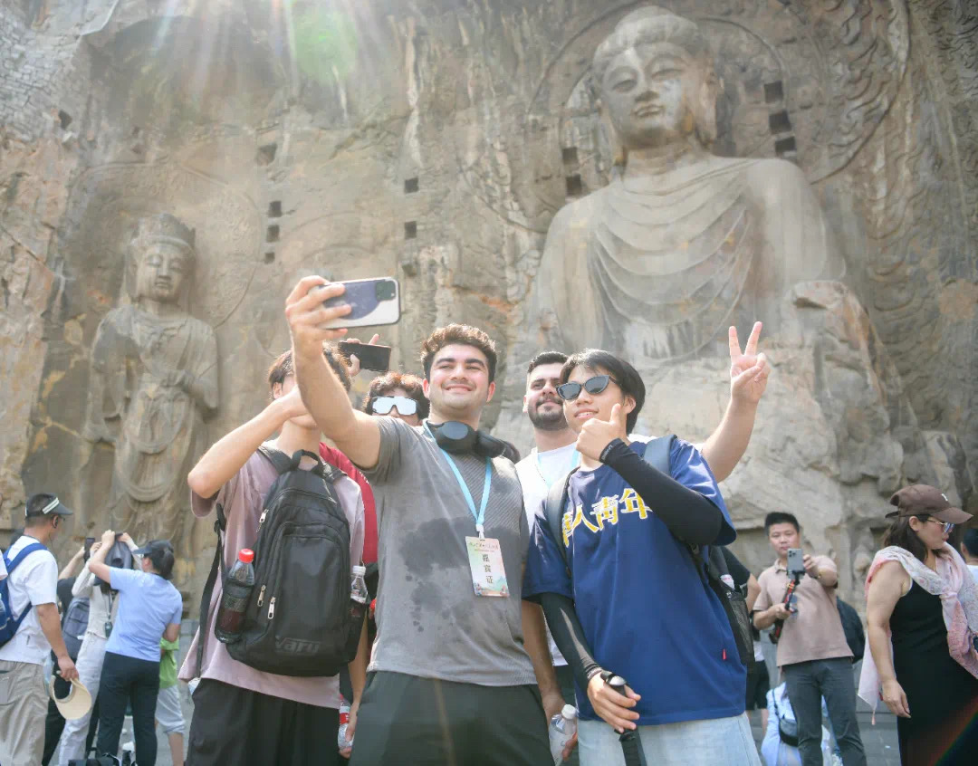 Visit_Henan's tweet image. Starting June 1, 2025, China's visa-free policy will benefit nationals of #Brazil, #Argentina, #Chile, #Peru and #Uruguay, with the trial period lasting until May 31, 2026. Looking forward to welcoming more friends to #China! #ChinaTravel #HenanTravel #henan #LatinAmerica