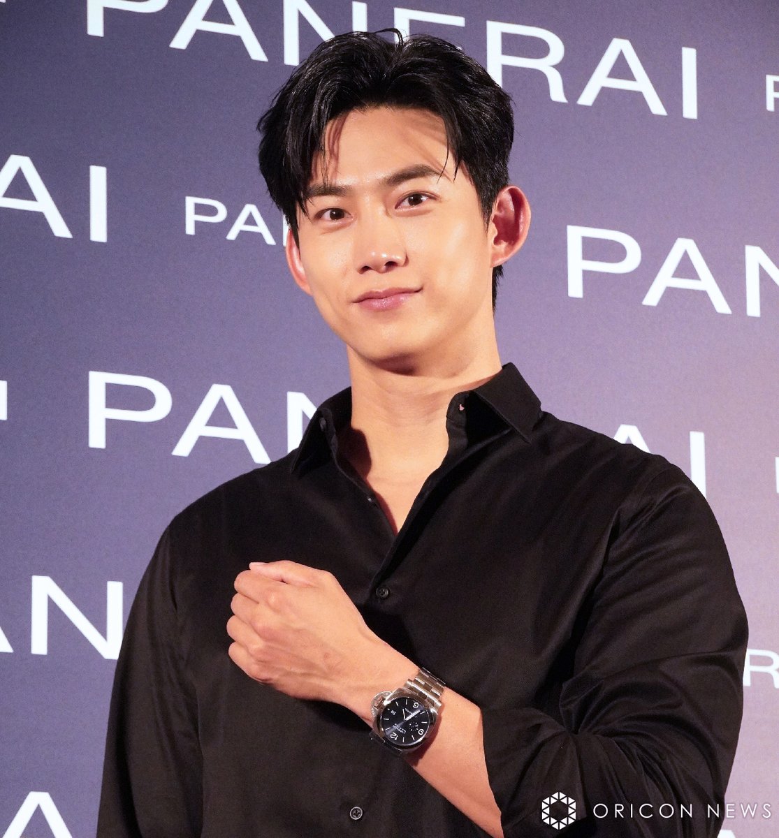 グランメゾン・パリ』出演の 2PMオク・テギョン、オール黒コーデで登場