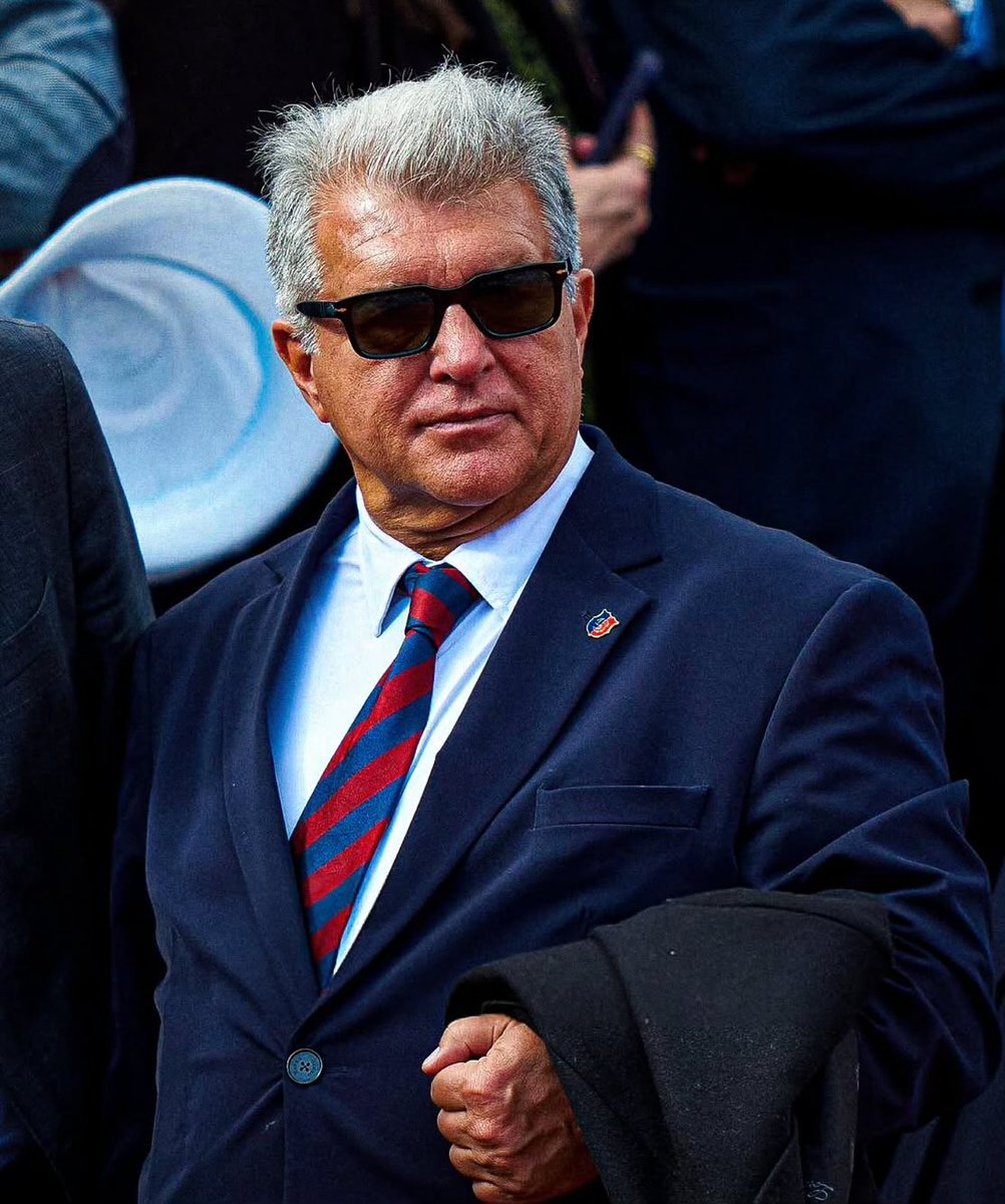 MartinMinan_'s tweet image. 🚨💣ÚLTIMA HORA: JOAN LAPORTA anuncia que SE PRESENTARÁ a las próximas elecciones: “Hemos salvado al club. El proyecto merece continuar.” @rac1 #FCB 🗳️🔵🔴