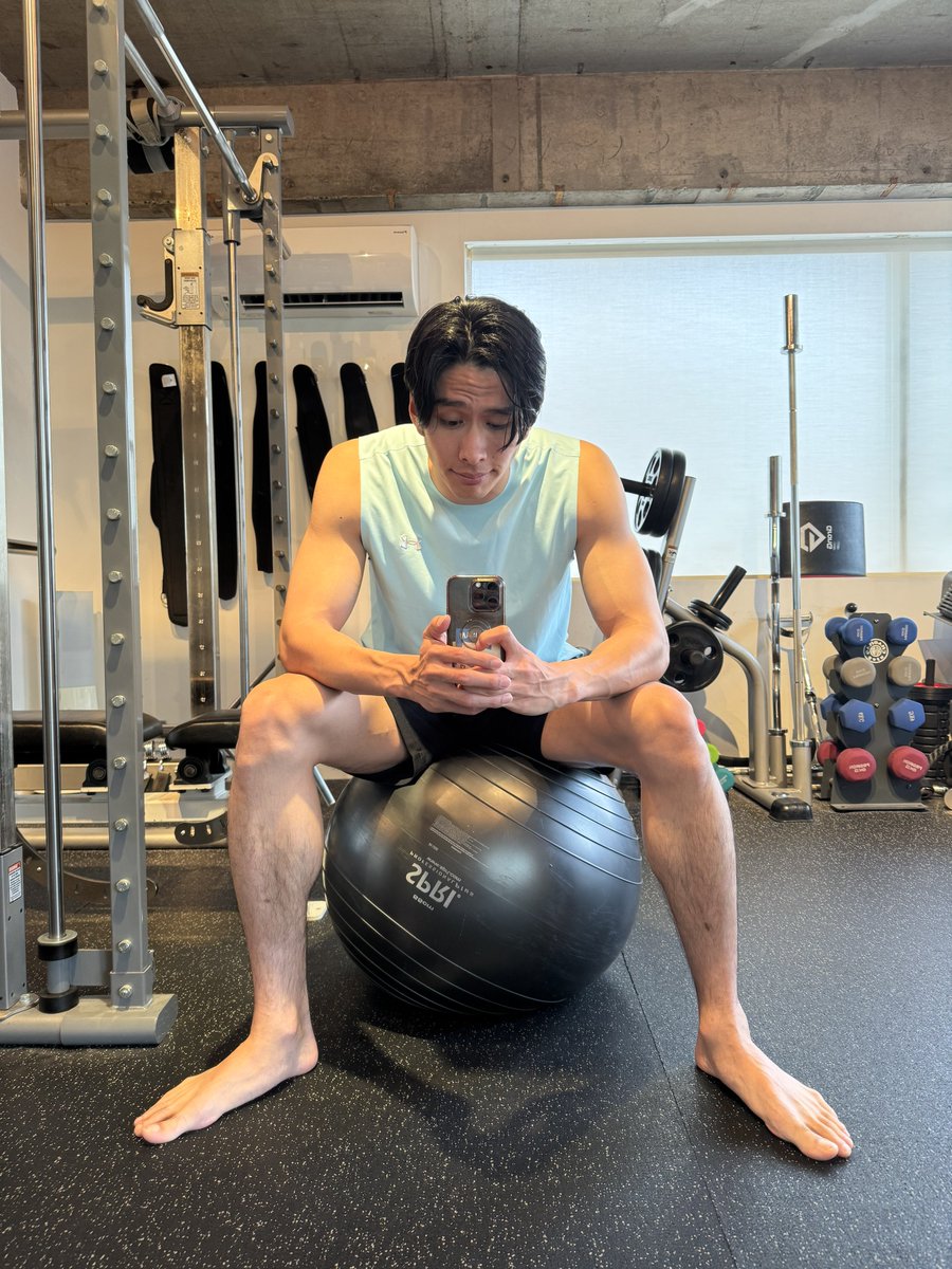 ほんでトレーニング🔥

ねぇ、脱毛ってするべき？
しないべき？

どうでもいいか🤣

#BodyGenix
#workout
#191cm
#野村祐希