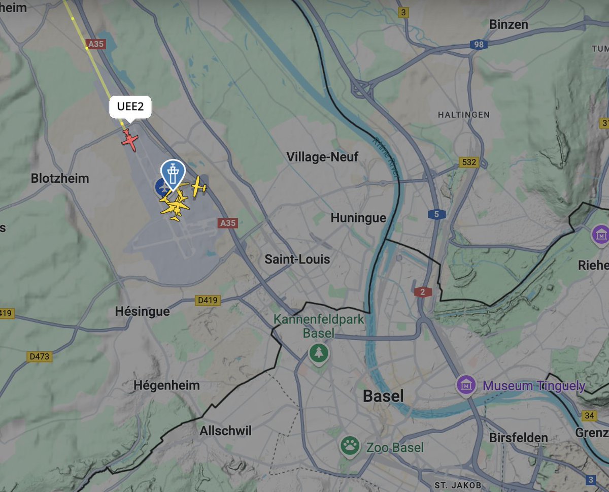 Celine Dion zou vanochtend vroeg zijn geland met een prive-jet op Basel Airport. De vlucht vertrok vanuit Parijs waar de zangeres eerder al gespot is door fans. Celine zou als verrassing op kunnen gaan treden morgenavond tijdens de grote finale. #Eurovision #Songfestival