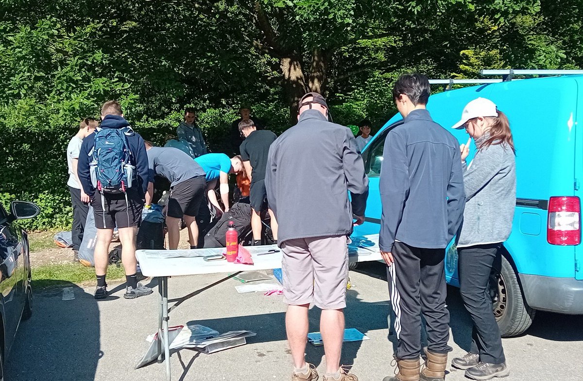 BWHSDofE's tweet photo. Routes, kit, let's go.... https://t.co/TykWMdrD9G