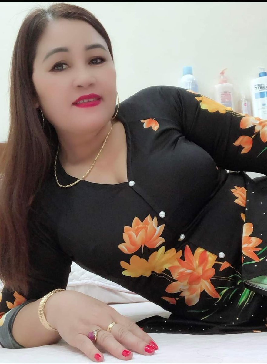 Cô Hà tìm người vét máng