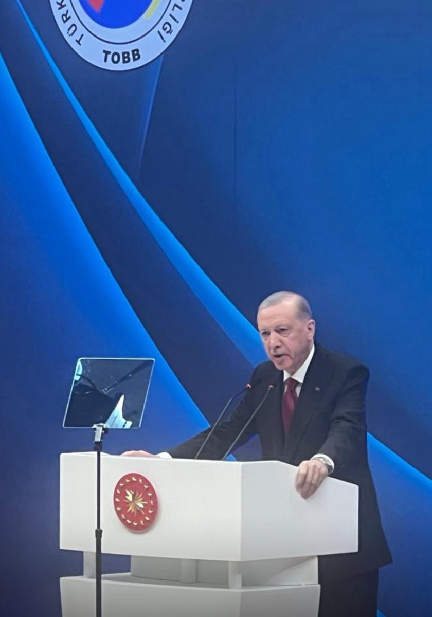 Cumhurbaşkanımız Sayın Recep Tayyip Erdoğan’ın katılımıyla TOBB Hizmet Şeref Belgesi ve Plaket Takdim Töreni gerçekleşti.