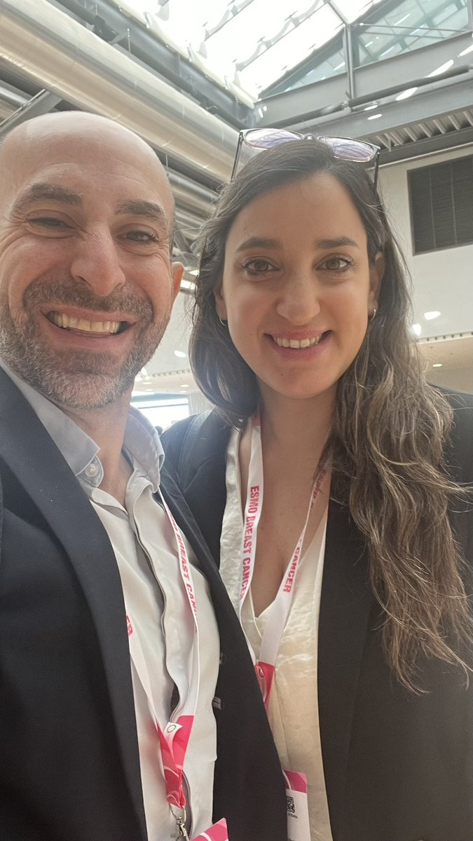 Philippe Aftimos, MD (@aftimosp) on Twitter photo A great pleasure to meet in-person for the first time with <a href="/MariaIllia/">Maria Illia</a> whom I had the privilege to exchange with via the <a href="/myESMO/">ESMO - Eur. Oncology</a> Virtual Mentorship Program.
Maria has a keen interest in developing research projects and is dedicating time to that on top of her clinical work 👏 A great pleasure to meet in-person for the first time with <a href="/MariaIllia/">Maria Illia</a> whom I had the privilege to exchange with via the <a href="/myESMO/">ESMO - Eur. Oncology</a> Virtual Mentorship Program.
Maria has a keen interest in developing research projects and is dedicating time to that on top of her clinical work 👏