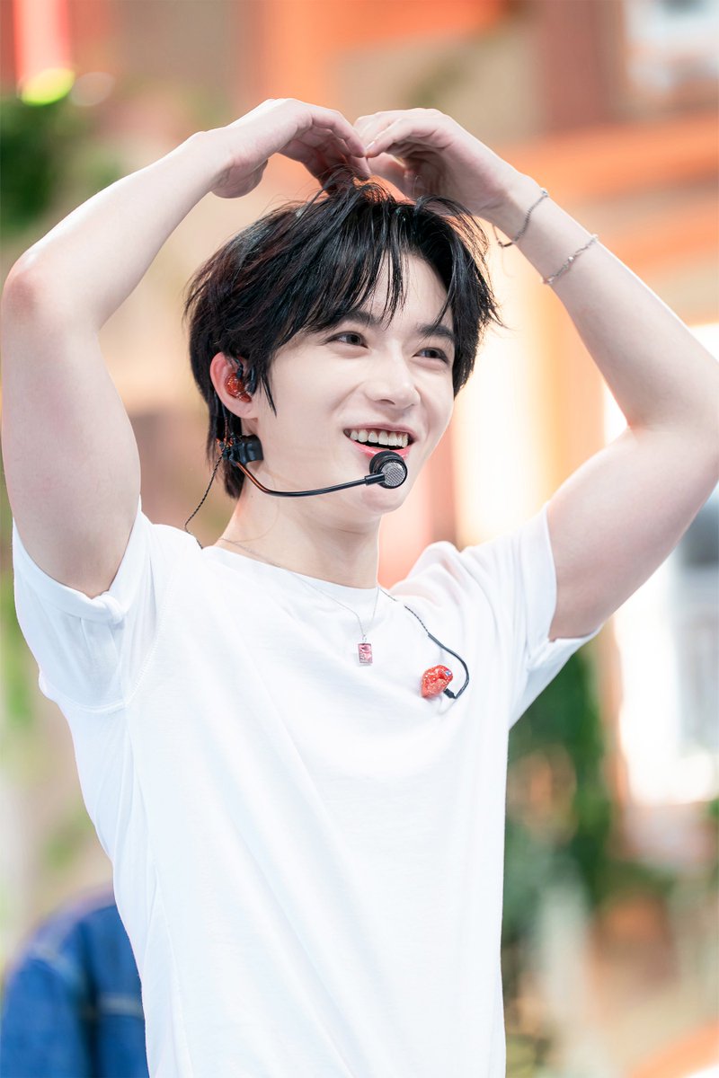 버찌 tweet media