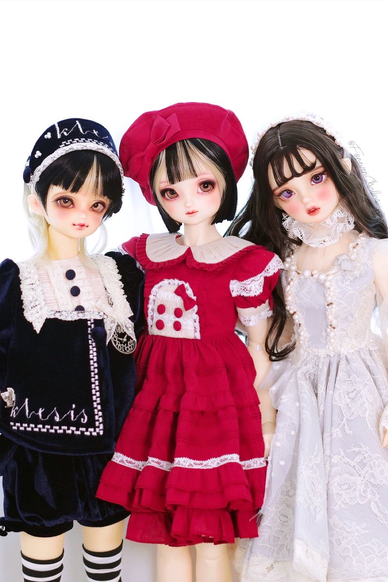 🍒🎶란vs란마vs로리나🎶🍒
생각보다 란과 안 닮았음
사파이어나 멜과 비교해보고 싶다