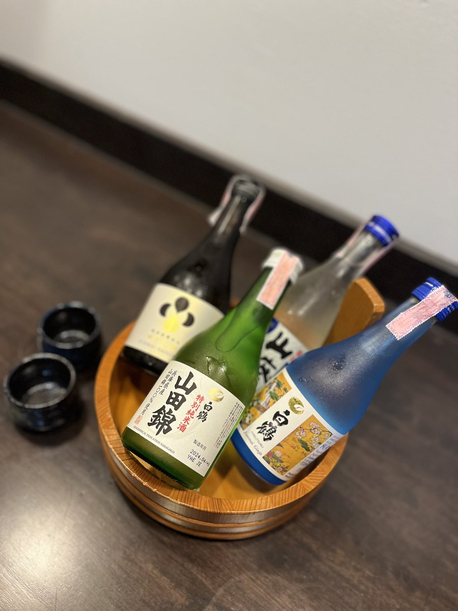 chicken_kay_bkk's tweet photo. Time for some sake tonight🍶
Elegant, fragrant, and perfectly chilled.
We’ve selected a range of premium Japanese sake just for you☺️✨✨
Unwind with a little grown-up indulgence this evening‼️
#ChickenKei #SakeTime #JapaneseSake #BangkokIzakaya #ColdSake https://t.co/ythA5t4wa4