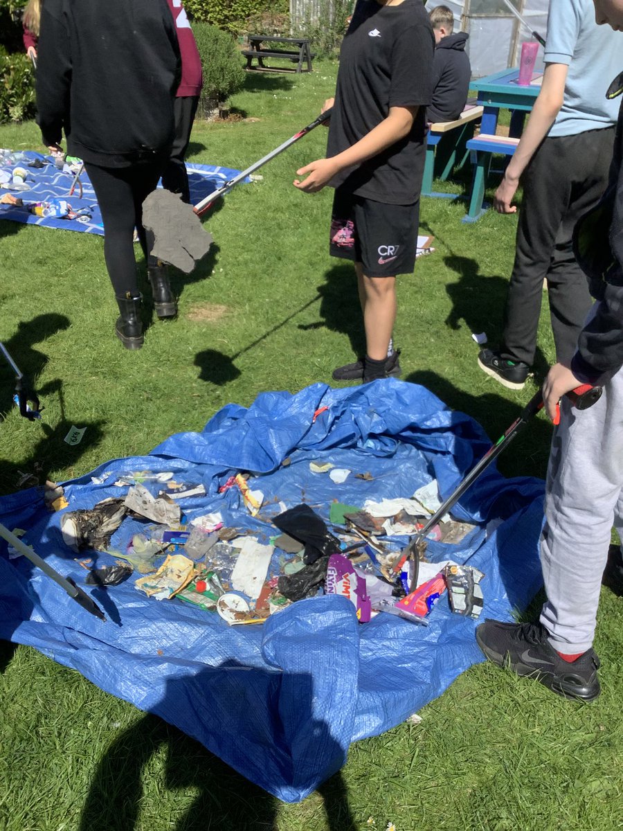Harrysmuir Primary (@harrysmuirps) on Twitter photo P7T used some of the litter collected by P7A & carried out bin bag autopsies to find out the types of litter. <a href="/MrsCarder_hps/">Elaine Carder</a> not surprised to see crisps and sweet papers came top. Next step plan of action to reduce this, a focus for ECO reps perhaps! <a href="/KSBScotland/">Keep Scotland Beautiful</a> #outdoorlearning P7T used some of the litter collected by P7A & carried out bin bag autopsies to find out the types of litter. <a href="/MrsCarder_hps/">Elaine Carder</a> not surprised to see crisps and sweet papers came top. Next step plan of action to reduce this, a focus for ECO reps perhaps! <a href="/KSBScotland/">Keep Scotland Beautiful</a> #outdoorlearning