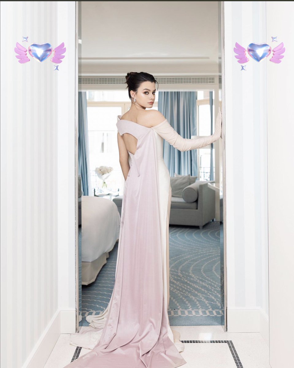 o2labco's tweet image. ⭐️REBECCA WITH LOREAL IN CANNES 📣

Elegance isn’t just worn — it radiates from within.
Step into the red light. Shine beyond the surface.

#REBECCA #LOrealParis #O2Lab