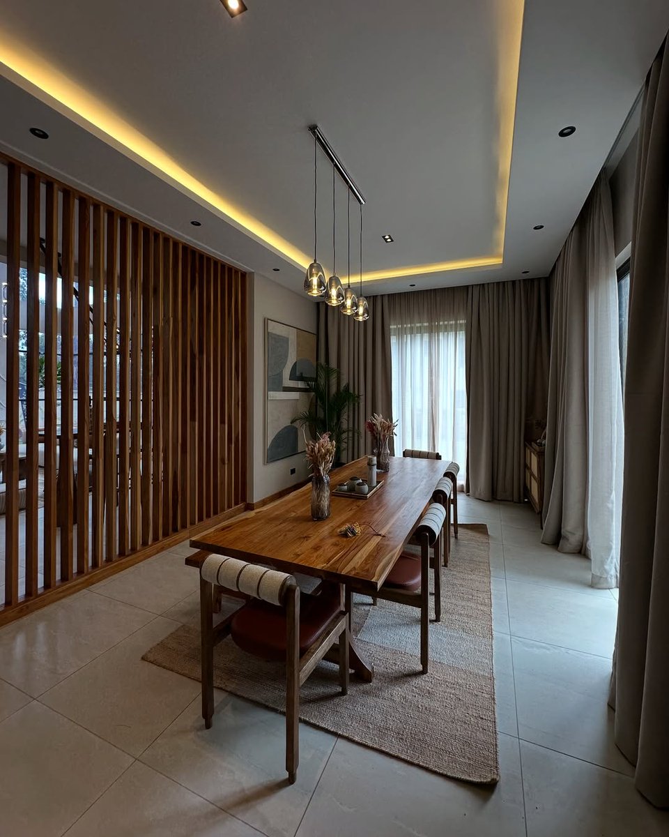 Loresho – Brand New 4 &amp; 5 Bedroom Townhouses and Villas for Sale
Discover luxurious living in the tranquil and leafy suburb of Loresho. These newly built 4 and 5-bedroom residences, complete with Domestic Staff Quarters (DSQ), offer a seamless blend of sophistication, comfort,