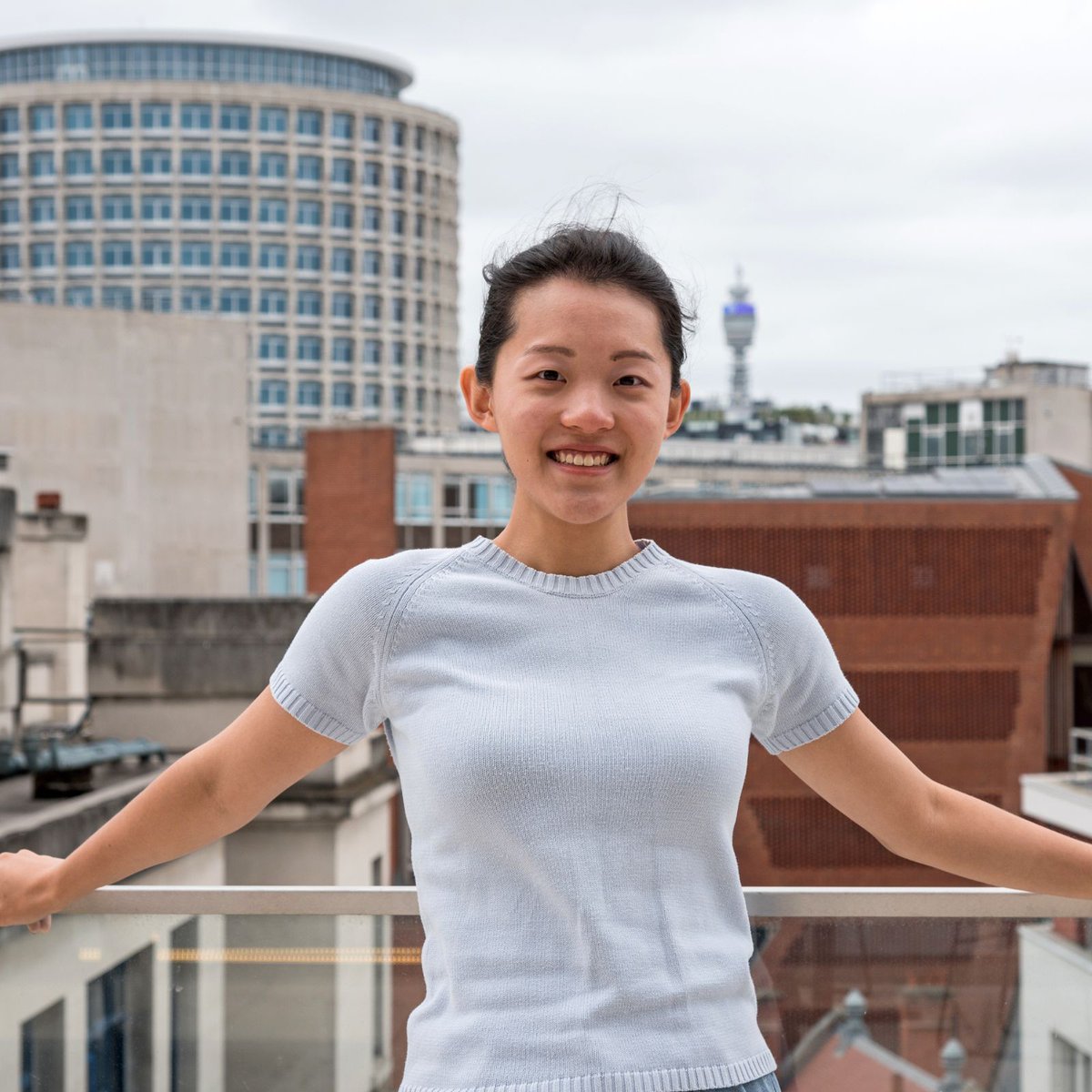 📝 New Blog - My LSE Story - Why I Chose Session 3 📝

Yuexi shares her experience of attending Session 3 of Summer School, and the many things she took away from it.

🔗 To read her blog, and much more, head to the link below.

lse.ac.uk/study-at-lse/s…