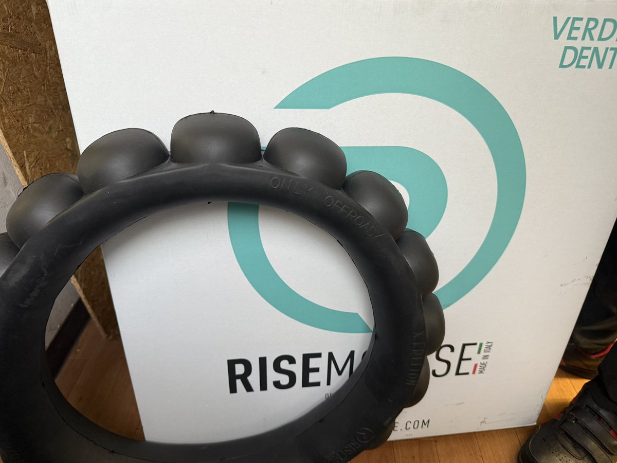 ドーナツを食べている時に
ふと思いついた…

#RISEMOUSSE