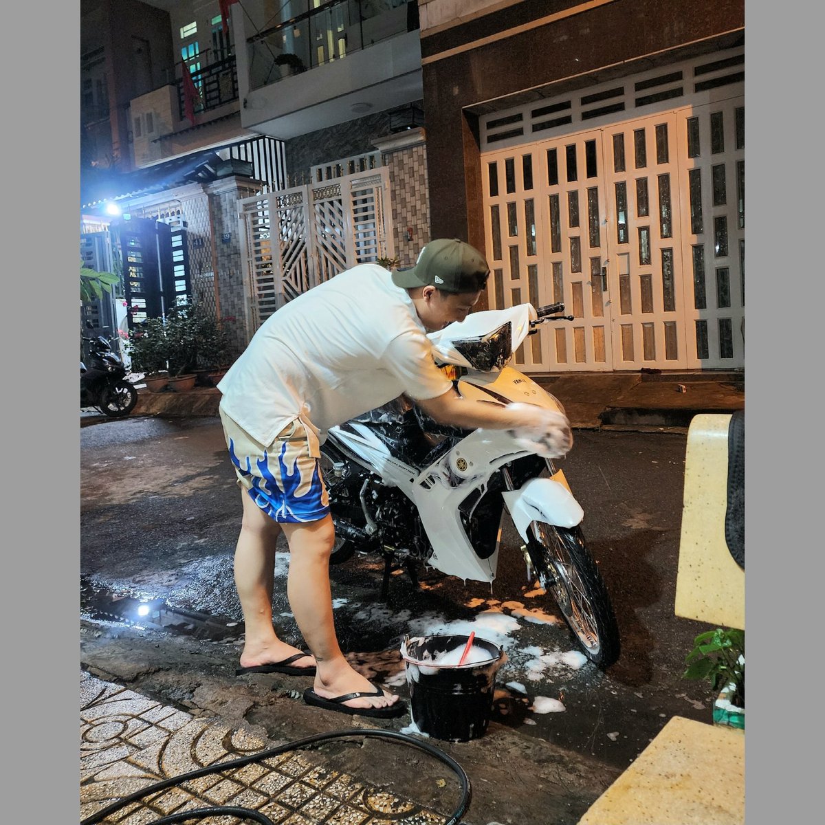 TanLouis102's tweet photo. Thích kiếm tiền chứ không kiếm chuyện 🔥🤝 https://t.co/9fmxZKVGiO