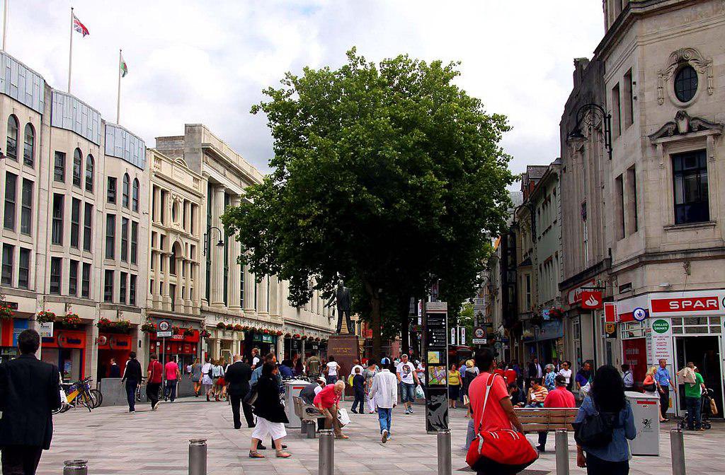 GwladCaerdydd's tweet image. According to a BBC report from late 2023, at least two hotels in Cardiff were accommodating illegal migrants, the only place in Wales to do so.
Cardiff residents should not be responsible for paying the costs of supporting individuals imposed on their city.