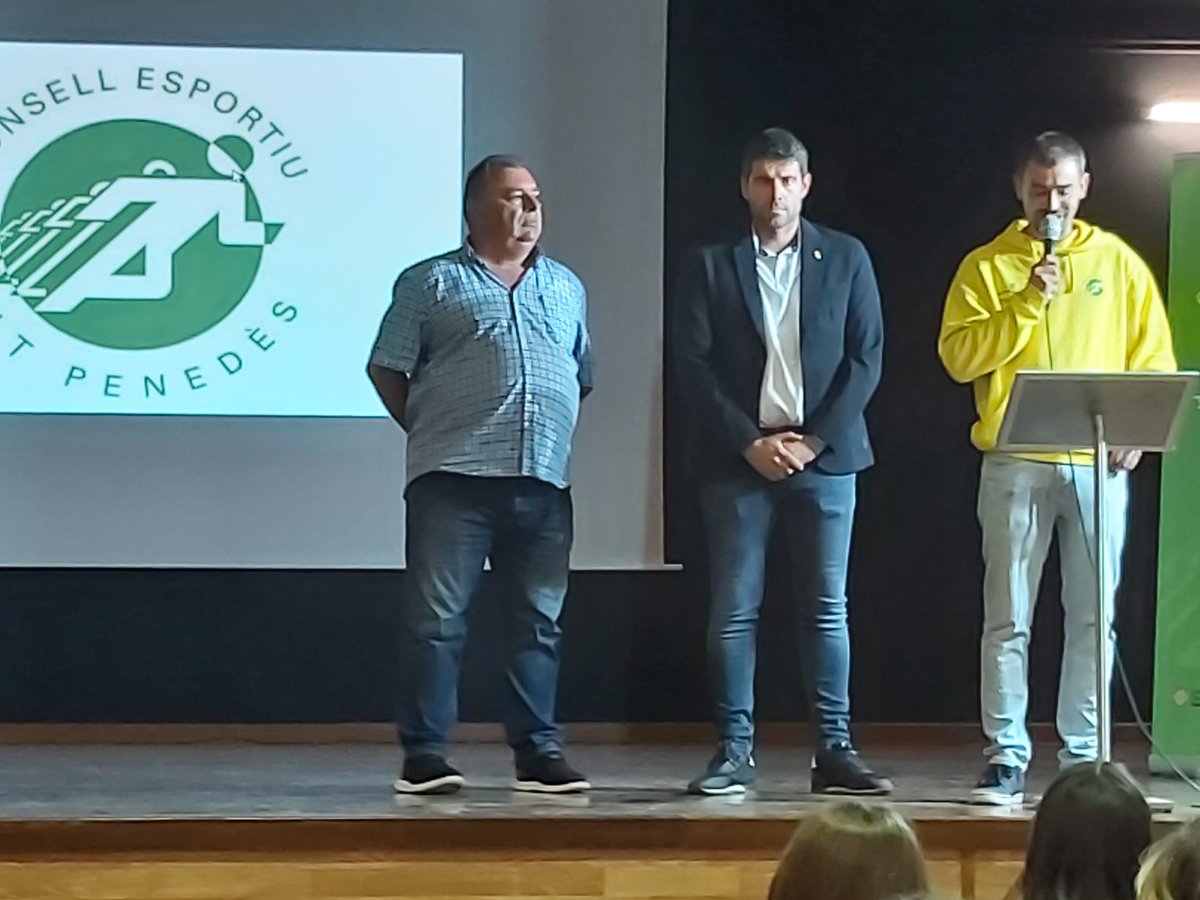 Ajuntament de la Granada tweet media