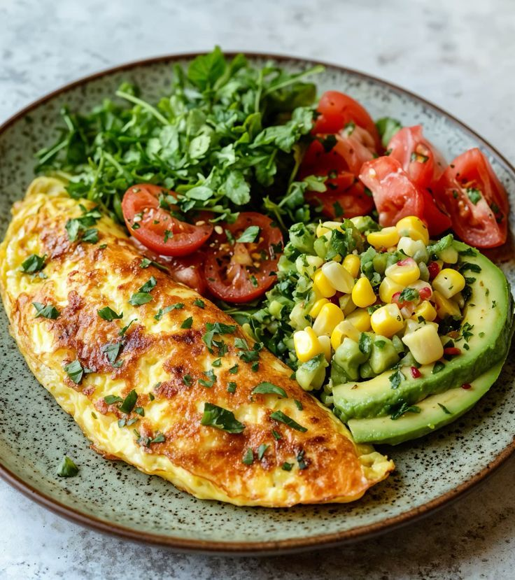 f00dyyy's tweet photo. 😍This creamy avocado half filled with corn salsa perfectly complements the fluffy omelette and fresh salad. A true taste of summer.
#avocado #foodiebeauty #cornsalsa #omelette #healthybreakfast #summerfood #delicious #foodie #photography #healthyrecipes https://t.co/8jexSjQZGd
