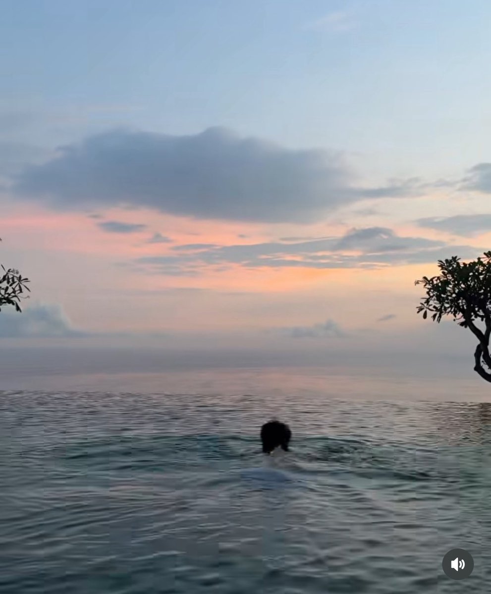 Cool husky + view = 😍 #TransitLove #TransitLove2 #환승연애2 #LeeNayeon #이나연 #NamHeedoo #남희두 #HeeNa