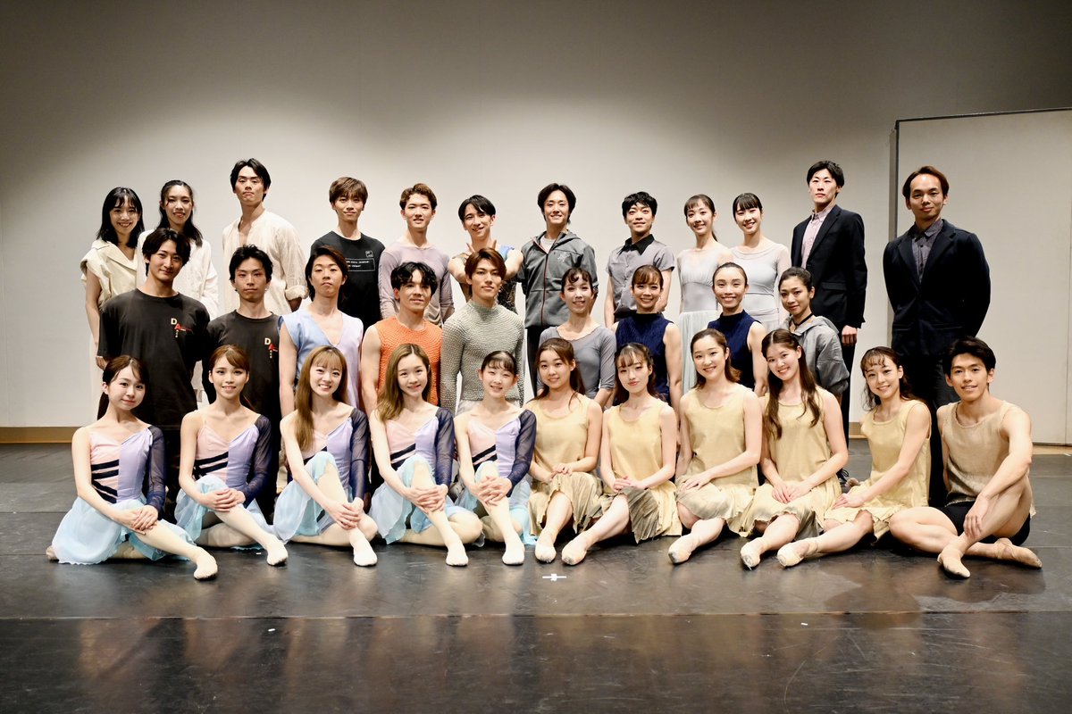 『Dance Aloud2025』初日の公演が終演致しました。
満席のお客様から、万雷の拍手をいただき誠にありがとうございました。

明日も2公演、満席御礼🎉となっております。当日券の販売はございませんのでご了承ください。