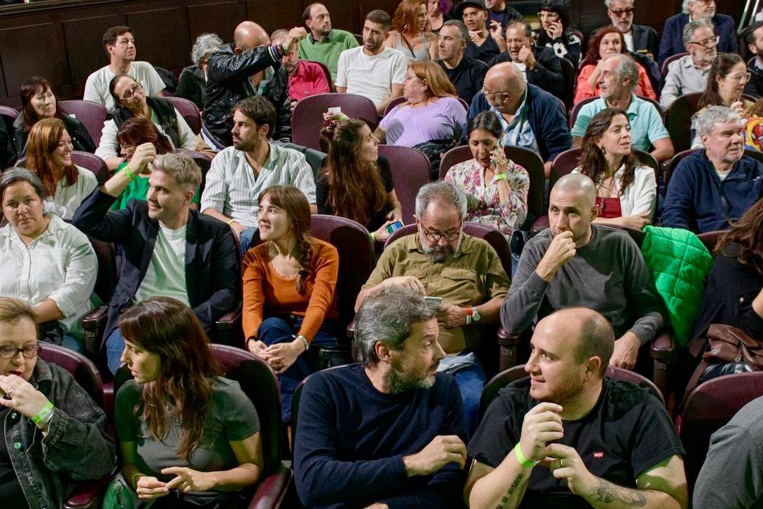 KolinaCaba tweet media