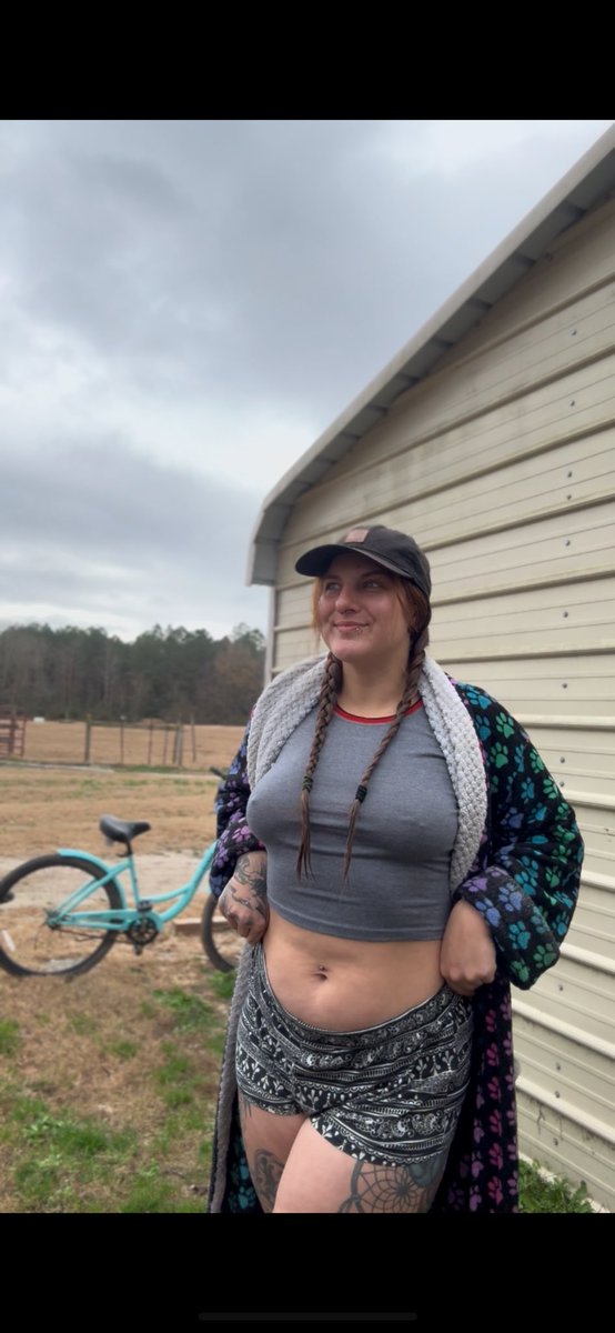 PREGNANTRiaLynn tweet media