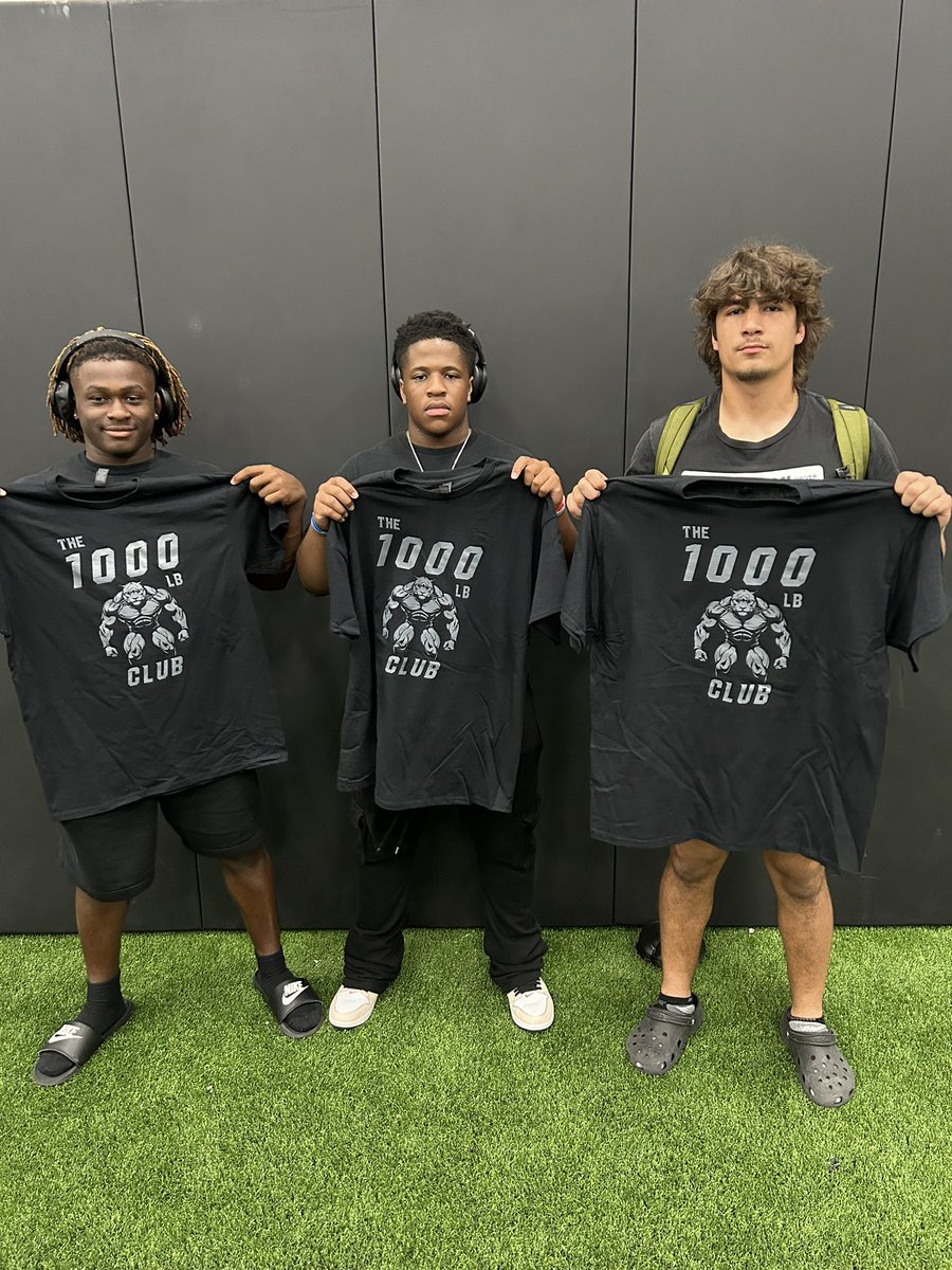 Panther Creek Football Recruiting (@pchsfriscofb) on Twitter photo First 3 in the 1K CLUB!!!
๐๏ธBench
๐๏ธSquat
๐๏ธPower Clean
=1000lbs
โ26 DL <a href="/LiamEgert/">Liam Egert</a>
โ26 OL/DL <a href="/DijonBorum/">Dijon Borum</a>
โ26 LB <a href="/wilson75579/">Jason Wilson II</a> First 3 in the 1K CLUB!!!
๐๏ธBench
๐๏ธSquat
๐๏ธPower Clean
=1000lbs
โ26 DL <a href="/LiamEgert/">Liam Egert</a>
โ26 OL/DL <a href="/DijonBorum/">Dijon Borum</a>
โ26 LB <a href="/wilson75579/">Jason Wilson II</a>