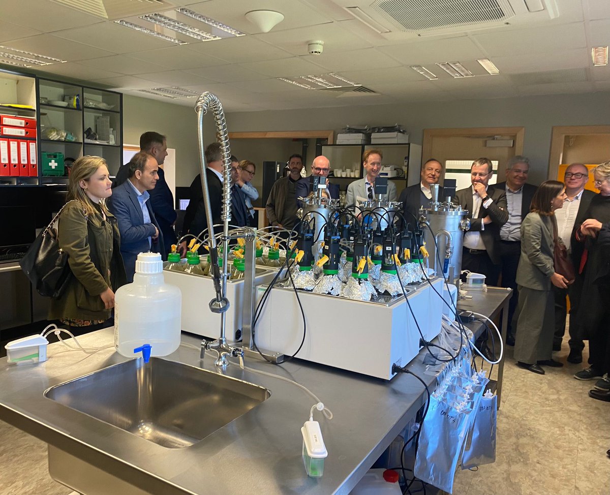 Thomas Byrne (@thomasbyrnetd) on Twitter photo Amazing innovation is taking place at Alltech Bioscience Centre in Dunboyne.
Proud to note that Meath is home to the European HQ of this incredible company.
Today, <a href="/AlltechIreland/">Alltech Ireland</a> welcomed a delegation of EU Ambassadors, representatives and me to their facility.
🇮🇪🇪🇺 | 💚💛 Amazing innovation is taking place at Alltech Bioscience Centre in Dunboyne.
Proud to note that Meath is home to the European HQ of this incredible company.
Today, <a href="/AlltechIreland/">Alltech Ireland</a> welcomed a delegation of EU Ambassadors, representatives and me to their facility.
🇮🇪🇪🇺 | 💚💛
