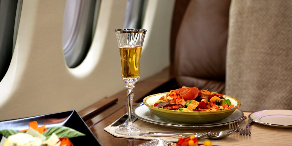 CEODestinations's tweet photo. ✈️Air travel, redefined: Comfort meets indulgence at 40,000 feet.
🛏️First-class = hotel suites
💼Business-class rivals luxury
🛩️Private jets = bespoke opulence (gyms, spas, Michelin meals)
#LuxuryTravel #PrivateJetLife #FirstClassFlying
https://t.co/zMK0Y7WY2U https://t.co/PU5E49bWmE