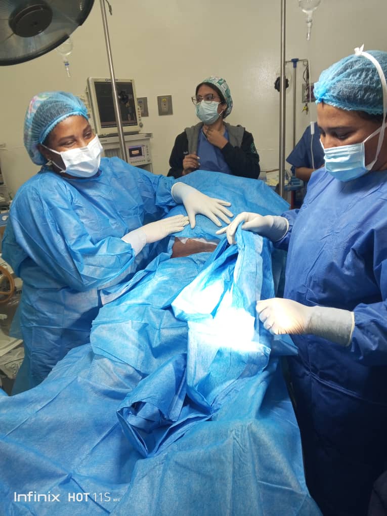 Hablar de la colaboración médica cubana internacionalista también es recordar nuestra historia y rendirle tributo a tantas páginas gloriosas de quienes la escribieron con hechos.#CubaCoopera