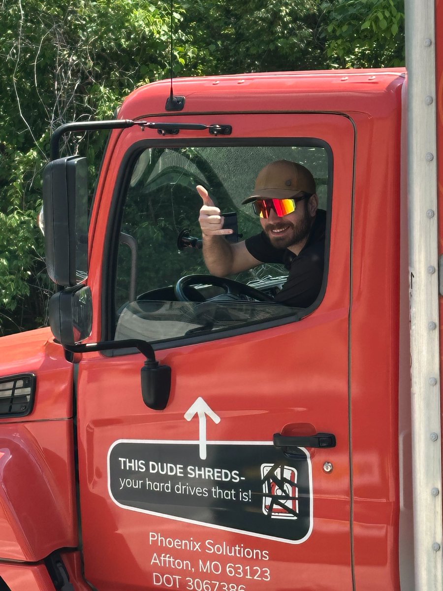 Phoenix Solutions tweet media