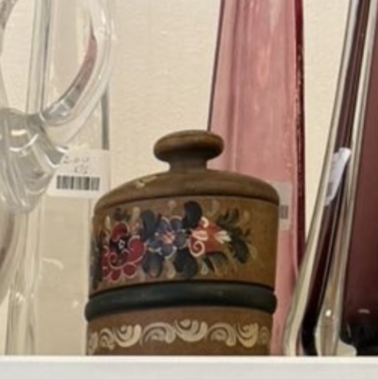 Suzanne Elizabeth 🖌📖📚 tweet media