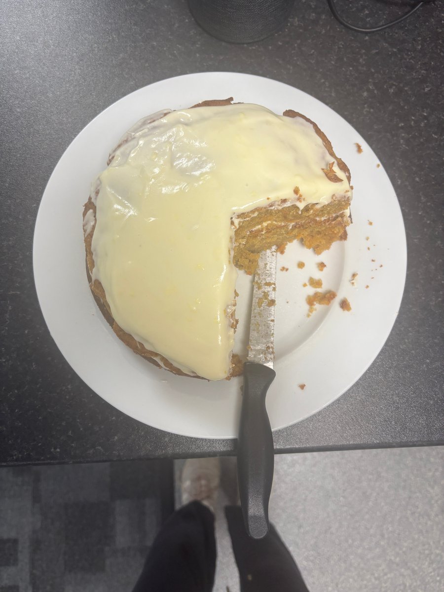 Today is world baking day! 🍰 

To celebrate, the team of course enjoyed  some #Officebakes like Freya's carrot cake with cream cheese icing

#WorldBakingDay