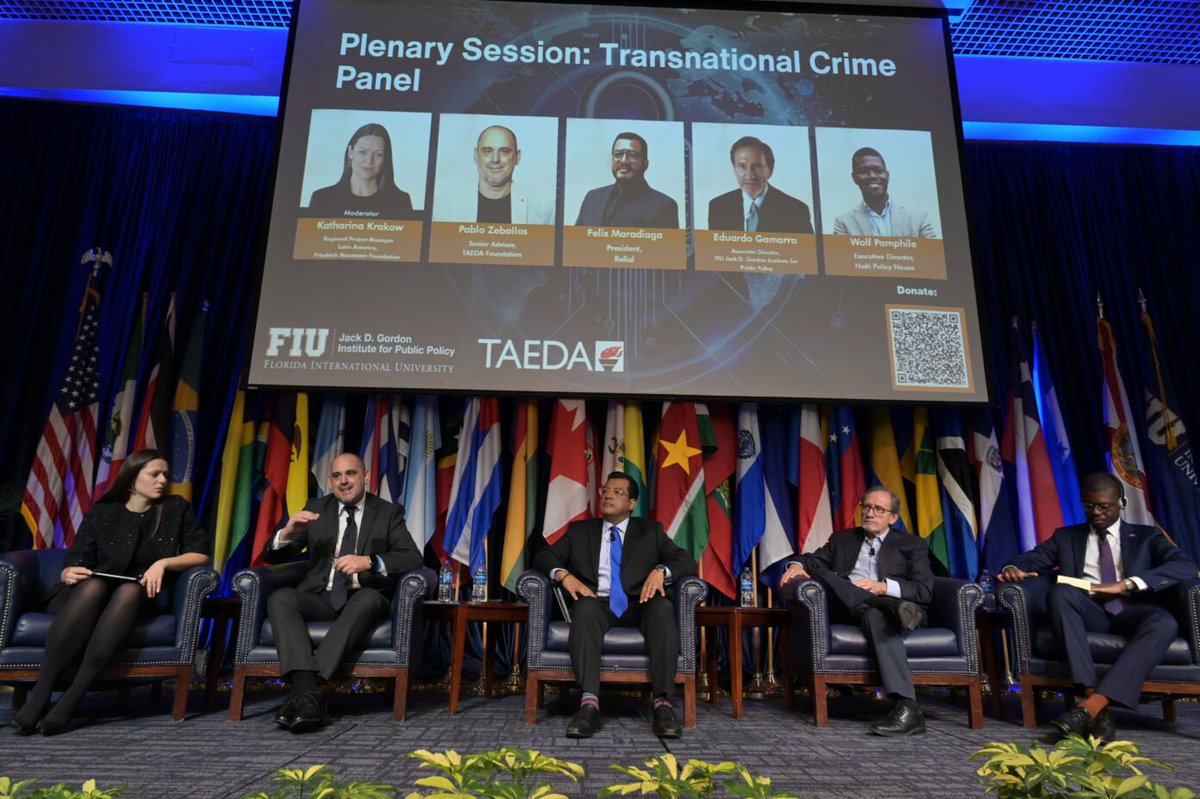 DEF (@defrevista) on Twitter photo Bajo el panel “Crimen Transnacional”, en la última jornada de la 10ª Conferencia de Seguridad Hemisférica, organizada por la <a href="/FundacionTAEDA/">Fundación TAEDA</a> y el <a href="/GordonInstitute/">The Gordon Institute</a>, se abordó el impacto de la ola delictiva en Latinoamérica y el trasfondo económico que hace de sostén para el crimen Bajo el panel “Crimen Transnacional”, en la última jornada de la 10ª Conferencia de Seguridad Hemisférica, organizada por la <a href="/FundacionTAEDA/">Fundación TAEDA</a> y el <a href="/GordonInstitute/">The Gordon Institute</a>, se abordó el impacto de la ola delictiva en Latinoamérica y el trasfondo económico que hace de sostén para el crimen