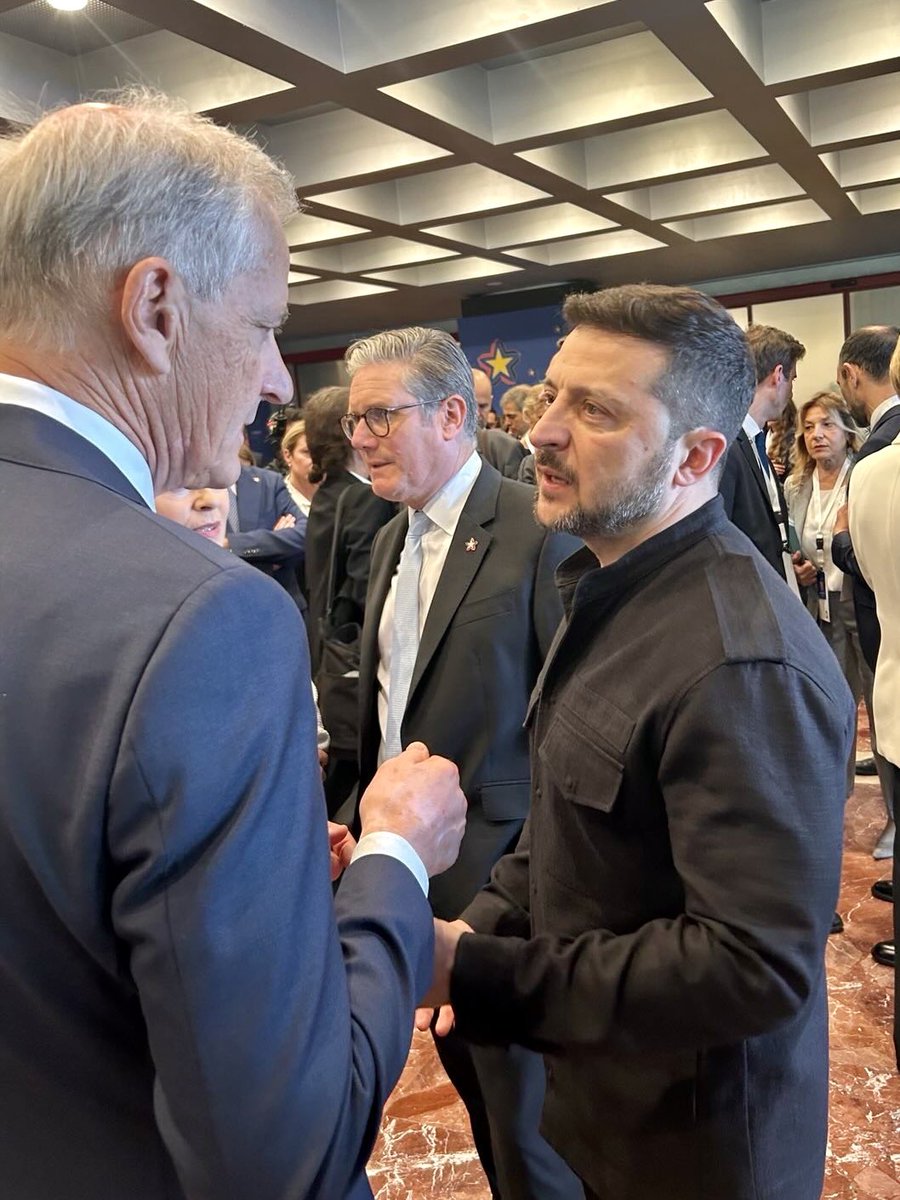 jonasgahrstore's tweet image. Europe must stand together in difficult times.
At the European Political Community #EPC in Tirana today, we stand with Ukraine in our strong continued support.
Thanks to #Albania for hosting. Great opportunity to come together and discuss common challenges.
