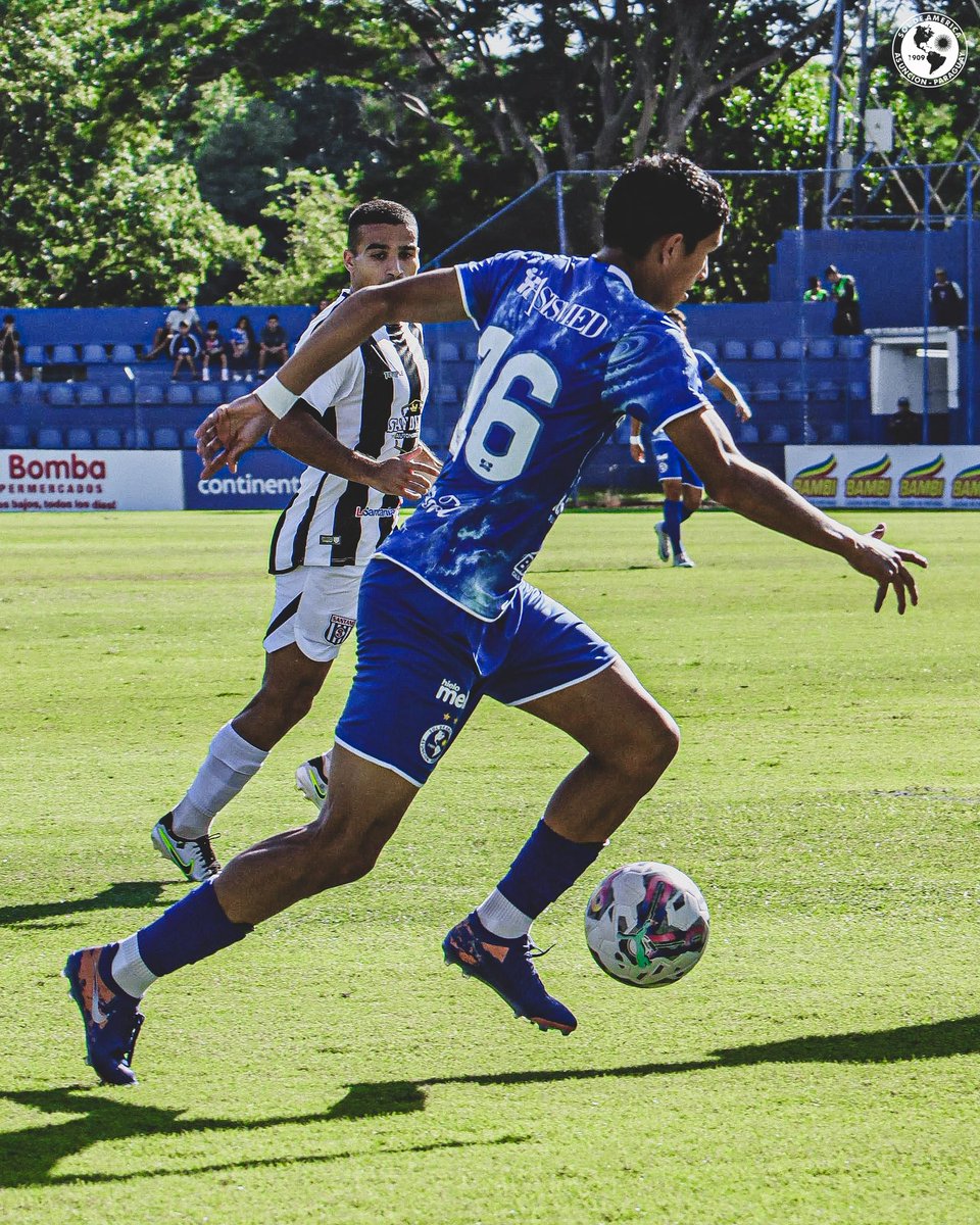 SoldeAmericapy's tweet photo. 📸 Imágenes del desarrollo del primer tiempo.

#VamosSol ☀️ https://t.co/j9nXP9mFzP