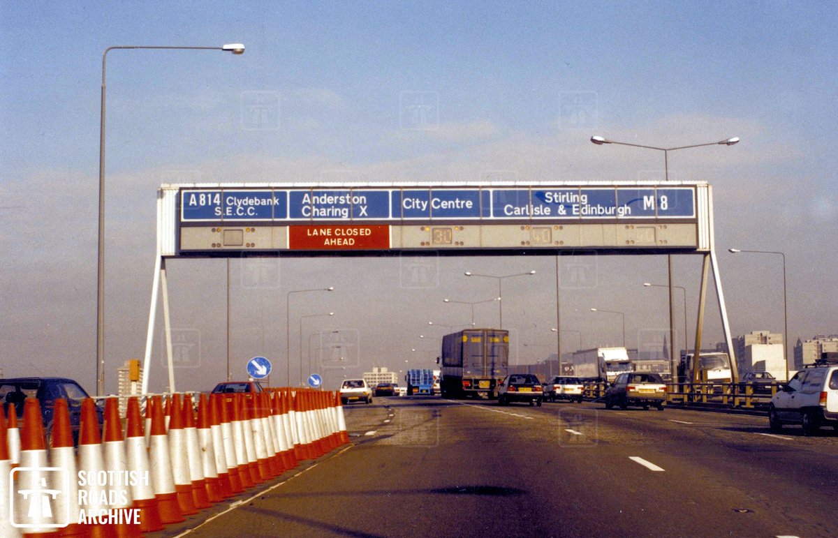 ScotRoadArchive's tweet image. *NEW IMAGE* Many changes on this #M8 #motorway stretch since this pic was shot, but it should still be recognisable - where was this? #carspotting fans will enjoy this challenge - many interesting cars pictured here, including in the background! Answers below 🙂

#archives